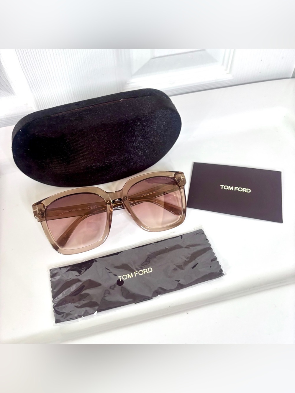 New Tom Ford TF952 45G Selby Transparent Champagne Rose Sunglasses COA